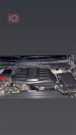 نيسان تيتان